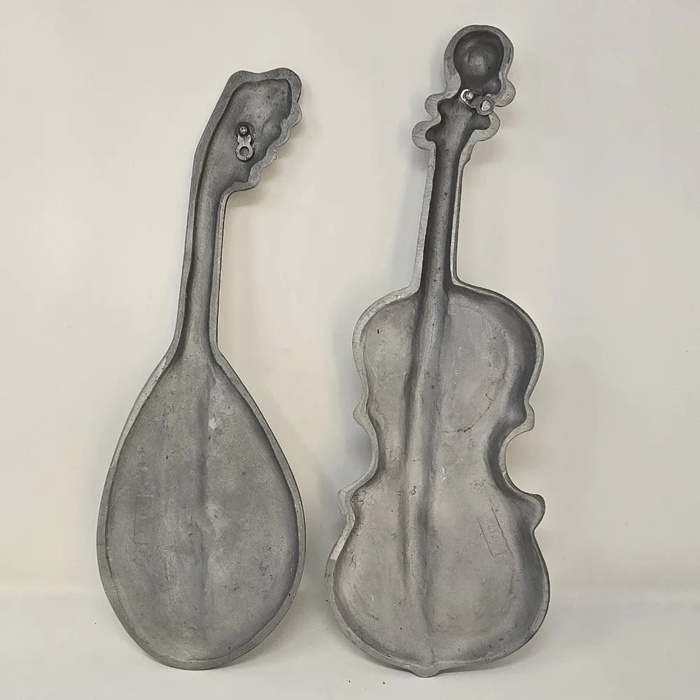 Vintage 60s royal cast‎ metal green guitar mandolin wall hangings music